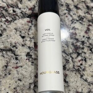 Hourglass Veil Setting Spray 4oz Large Size!